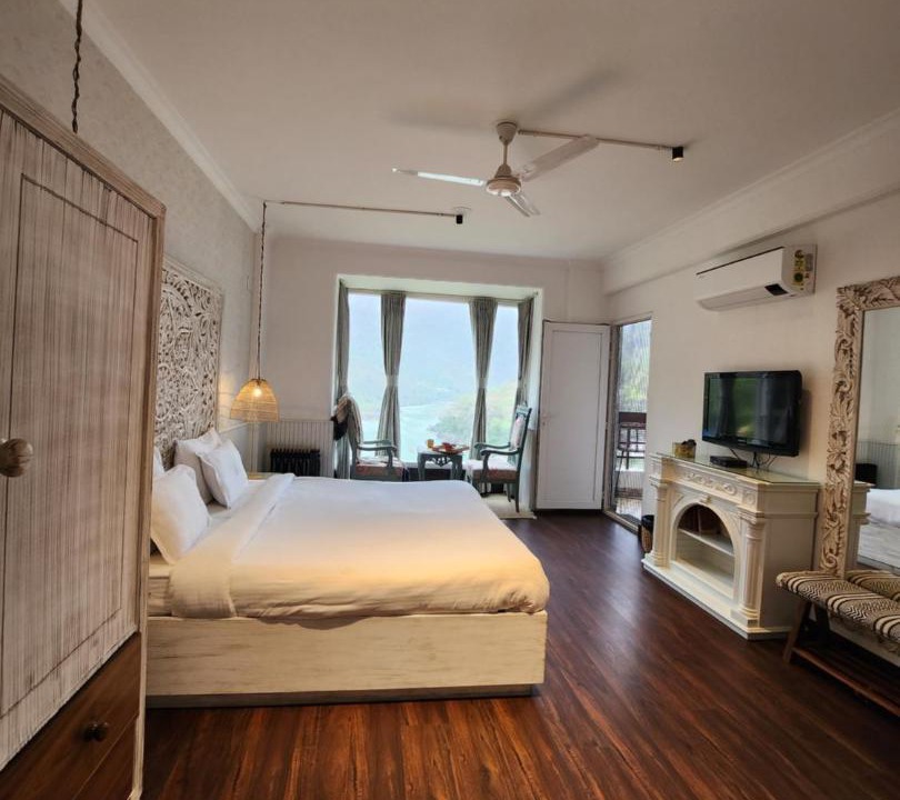 Photo of Livingroom in Tapovan