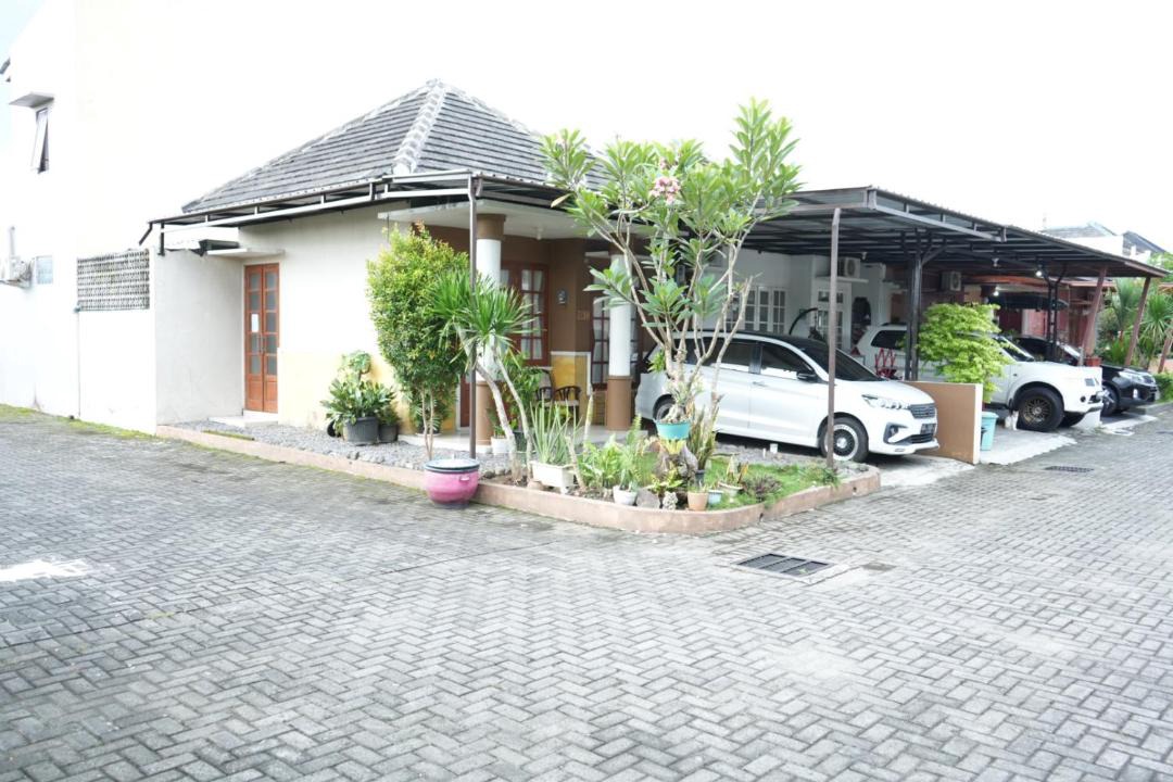 Photo of Buildings in Banguntapan