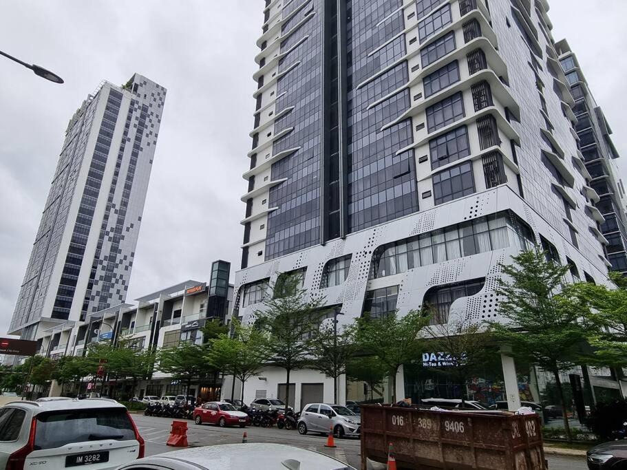 Photo of Buildings in Bandar Tun Razak