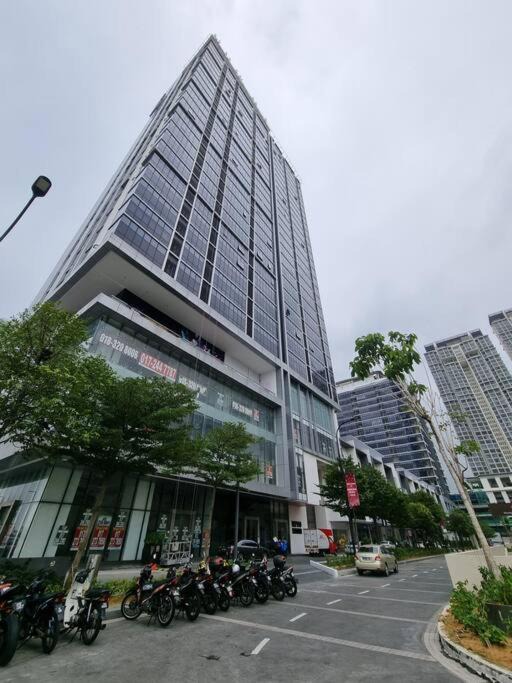 Photo of Buildings in Bandar Tun Razak