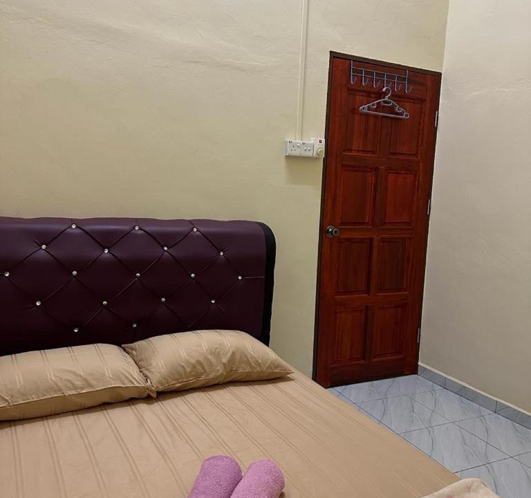 Photo of Bedroom in Kampung Merbau Patah