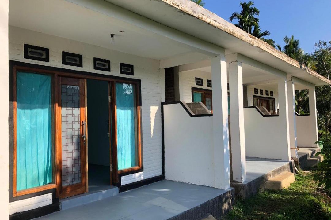 Photo of Buildings in Tetebatu