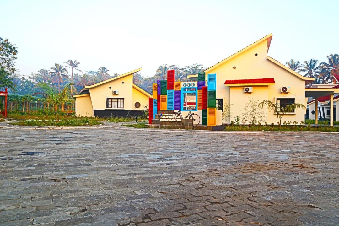 Photo of Others in Mendut