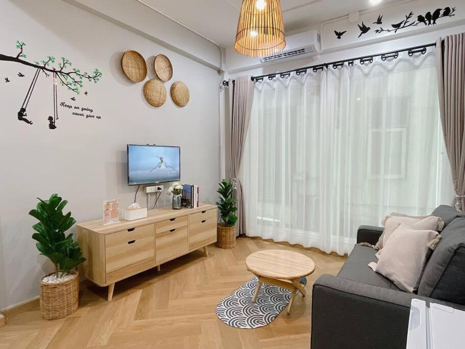 Photo of Livingroom in Talat Yot