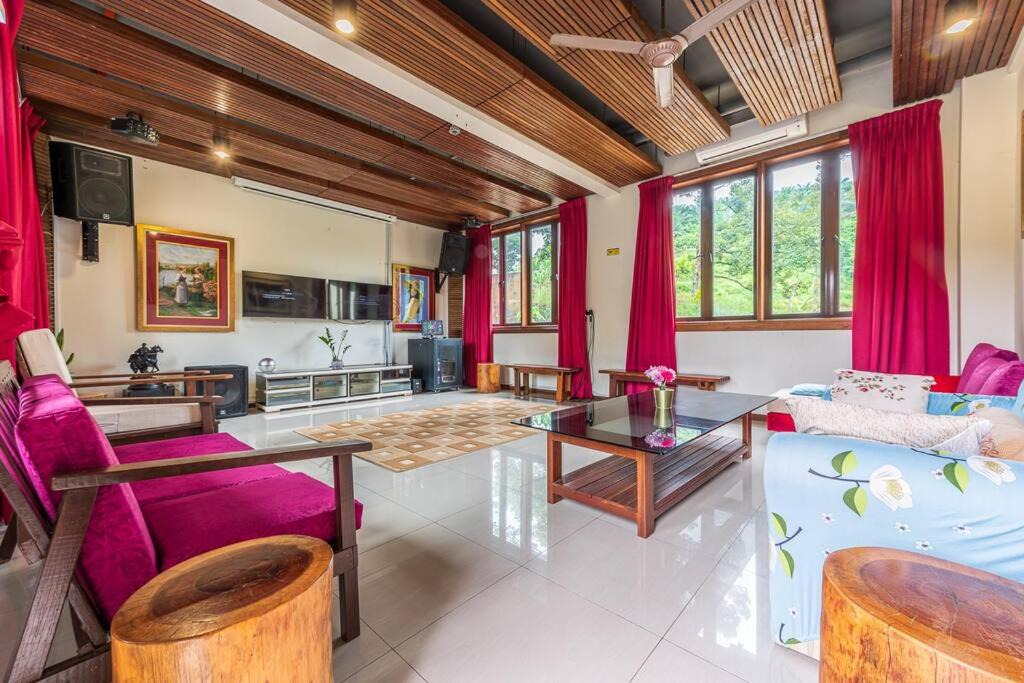 Photo of Livingroom in Teras