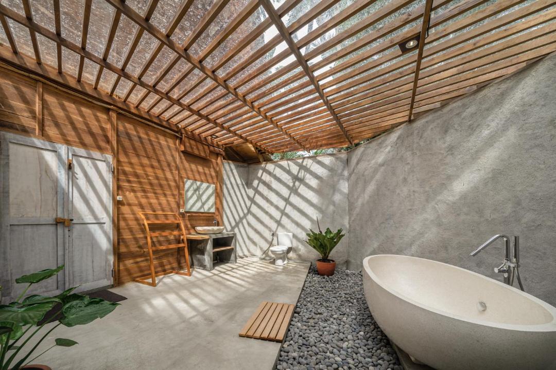 Photo of Bathroom in Batu Karas