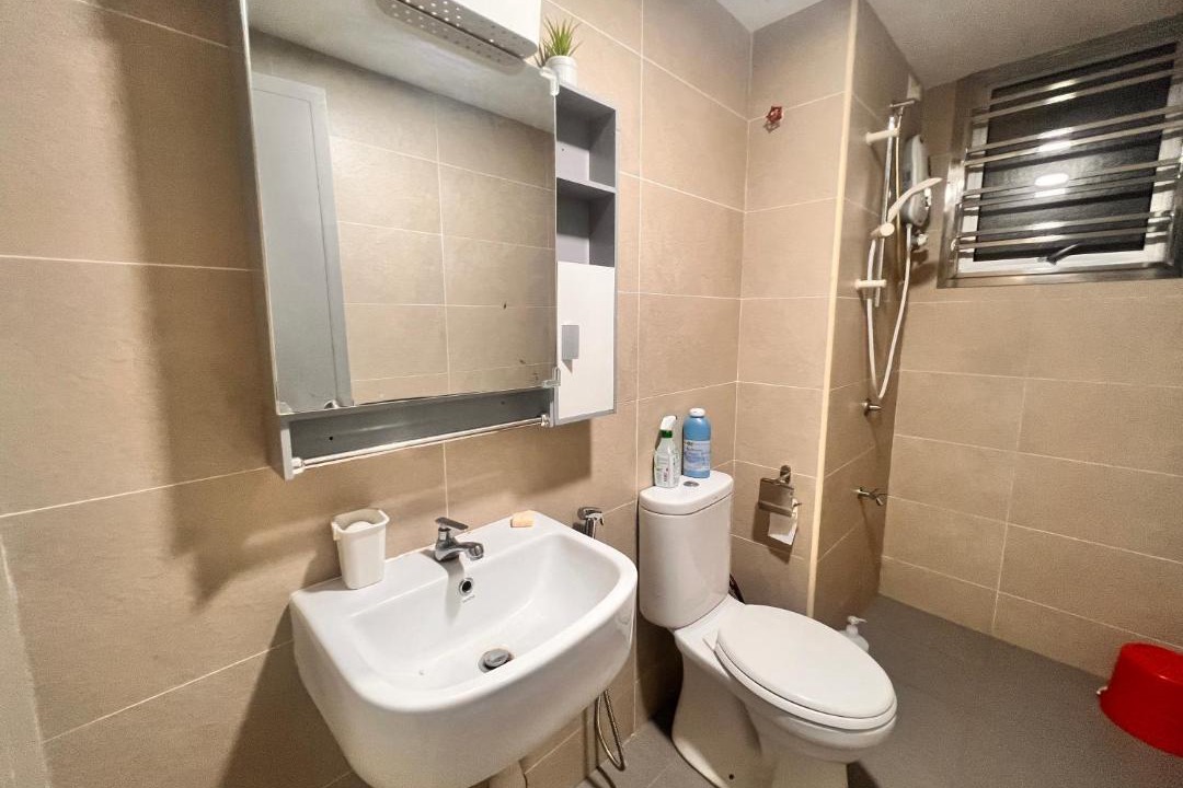 Photo of Bathroom in Taman Perling
