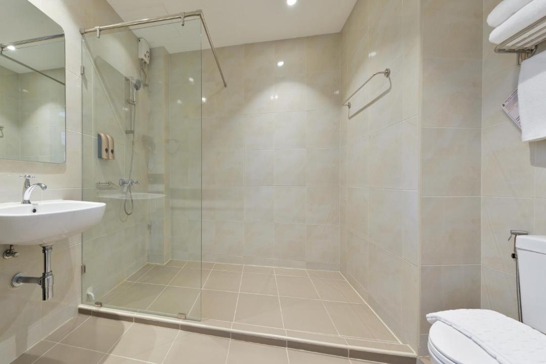 Photo of Bathroom in Pom Prap