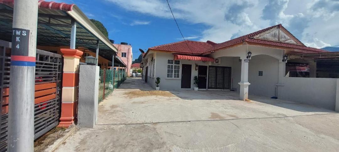 Photo of Buildings in Gua Musang