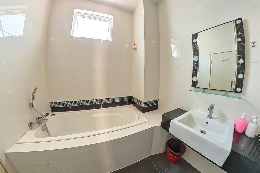 Photo of Bathroom in Kota Tinggi