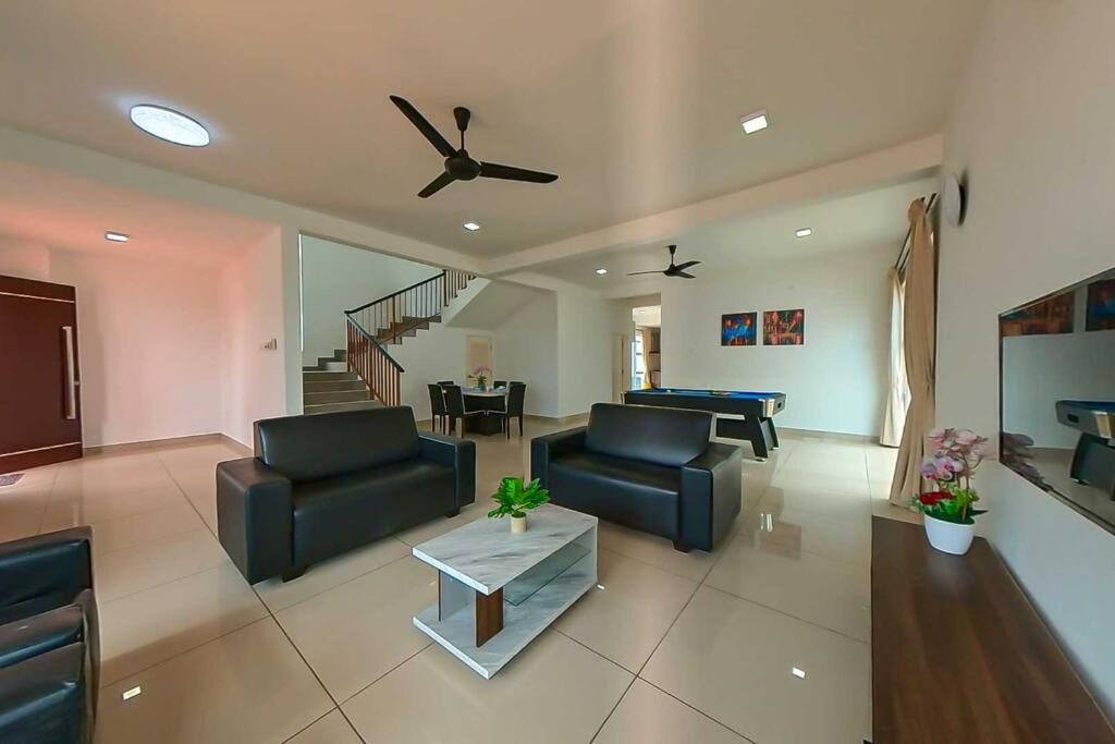 Photo of Livingroom in Kota Tinggi