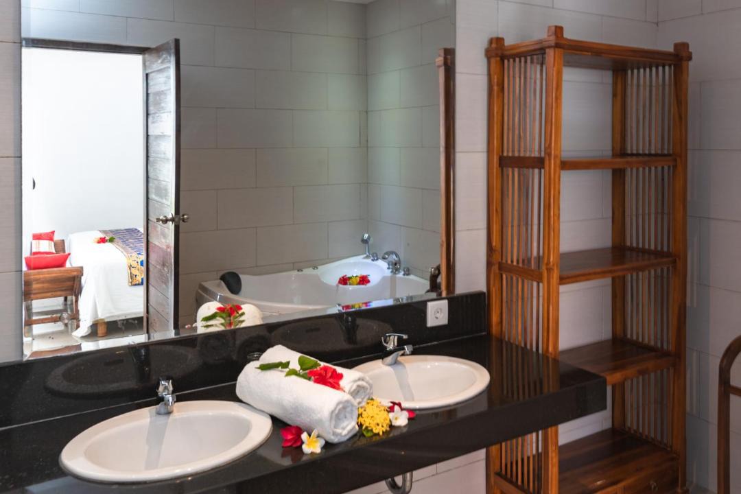 Photo of Bathroom in Kaliasem