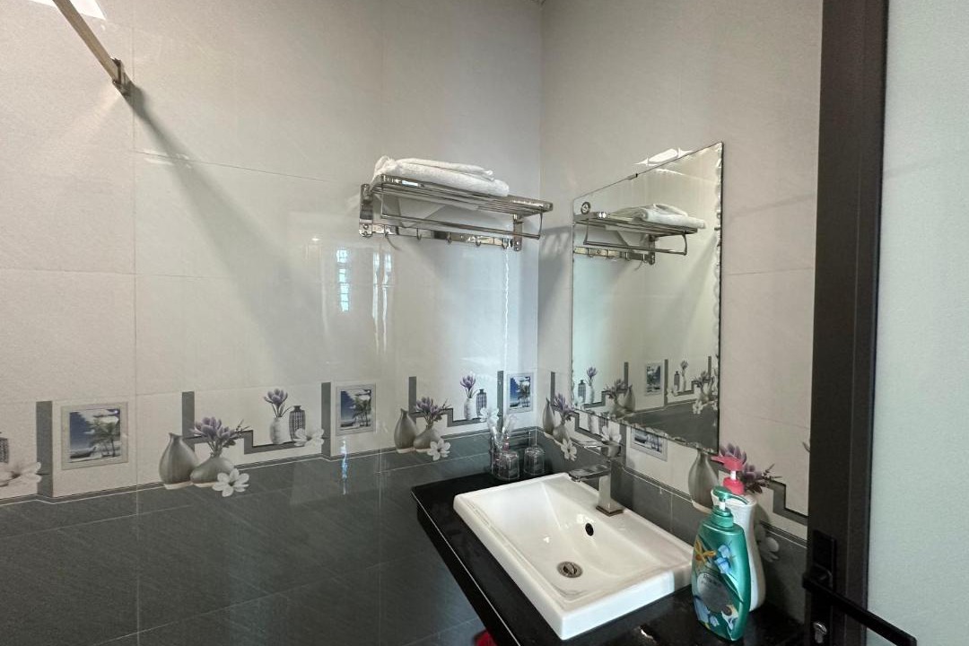 Photo of Bathroom in Uong Bi