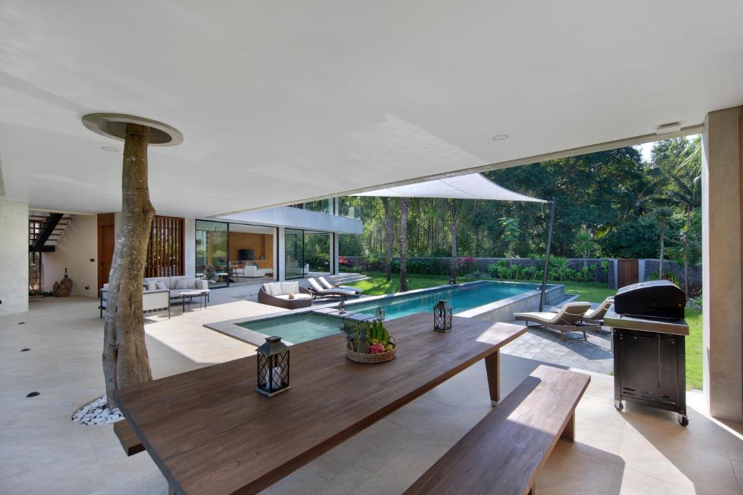 Photo of Patio Balcony in Selong Belanak