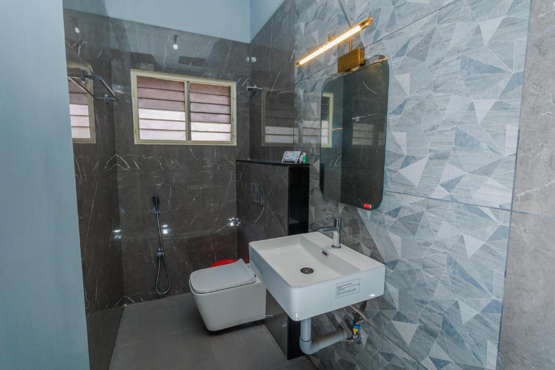 Photo of Bathroom in Palayankottai