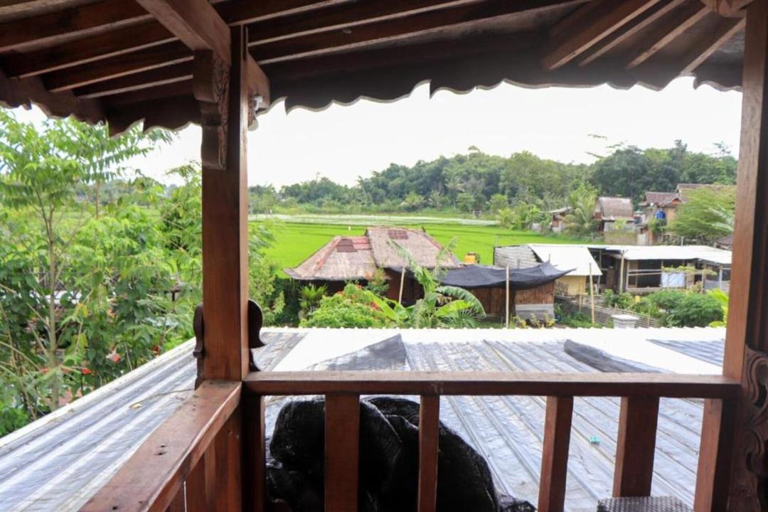 Photo of Others in Batukliang