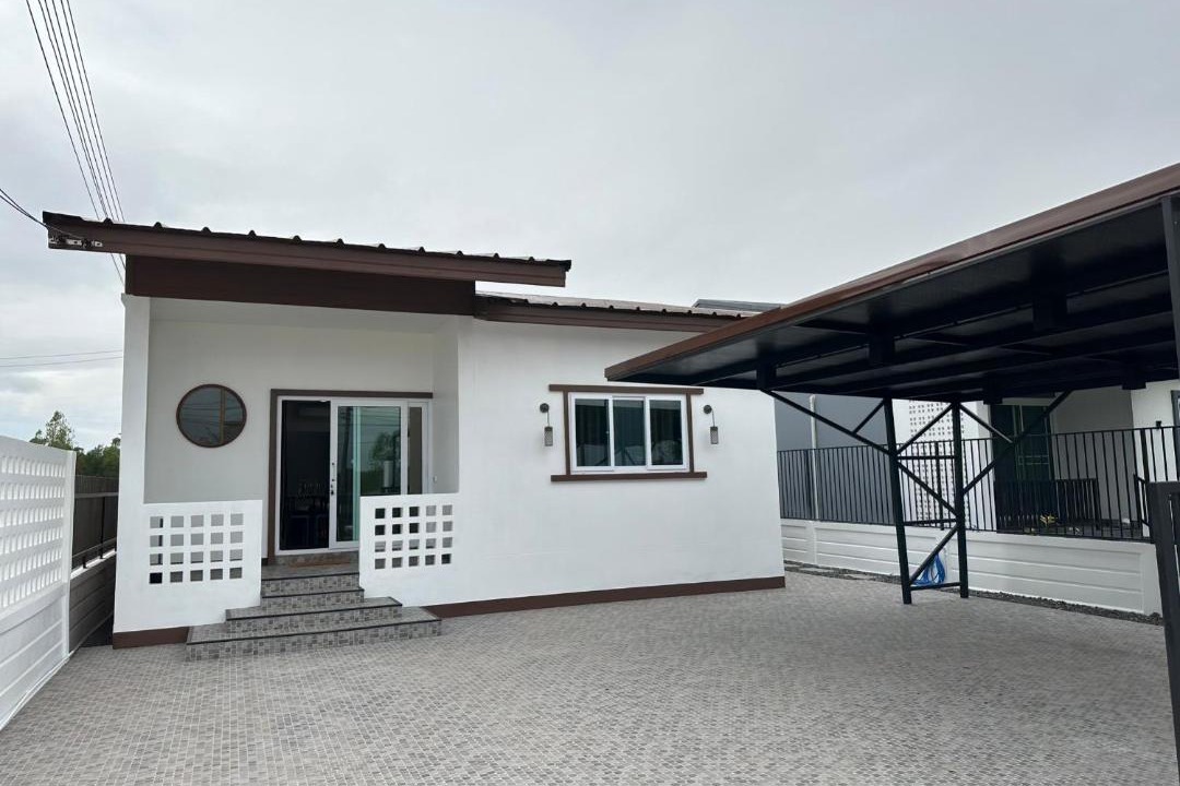 Photo of Buildings in Chiang Phin