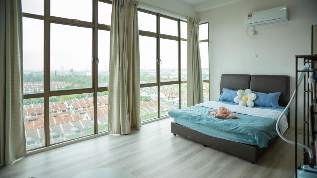 Photo of Bedroom in Taman Mount Austin