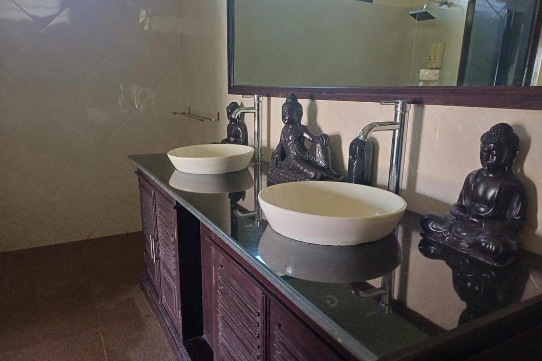 Photo of Bathroom in Melaya