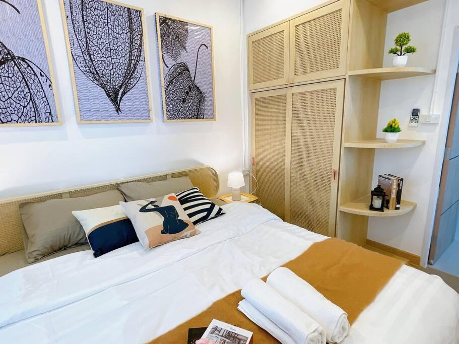 Photo of Bedroom in Talat Yot