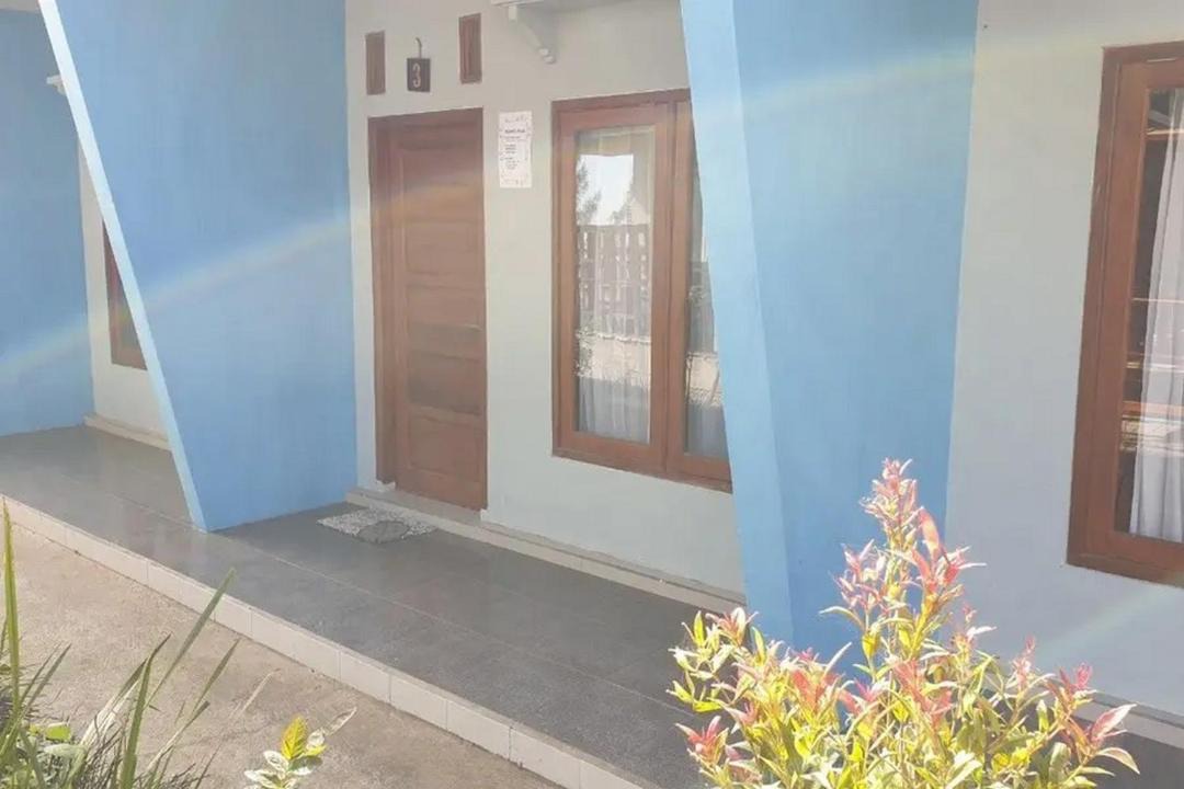 Photo of Others in Tosari