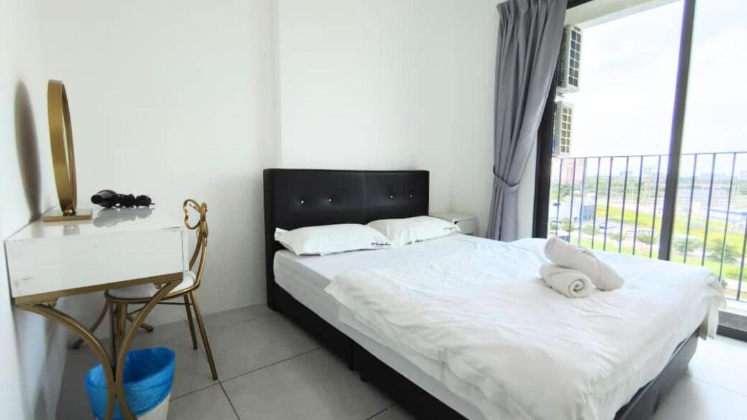 Photo of Bedroom in Kampung Masjid Timah