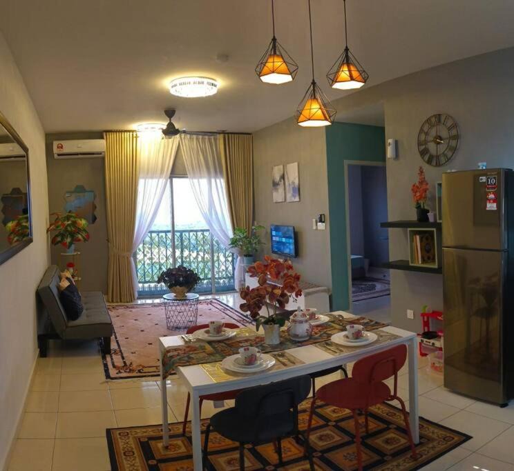 Photo of Livingroom in Kota Warisan