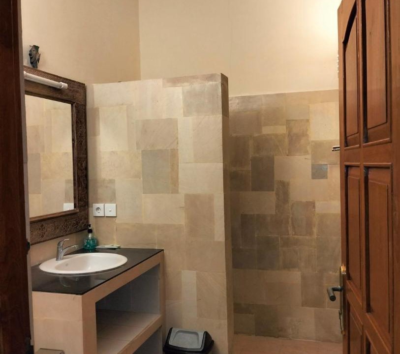 Photo of Bathroom in Anturan