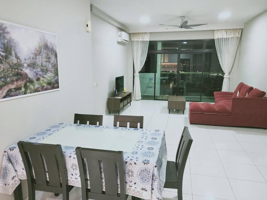 Photo of Livingroom in Bukit Indah