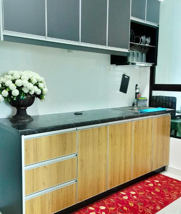 Photo of Kitchen in Kempas