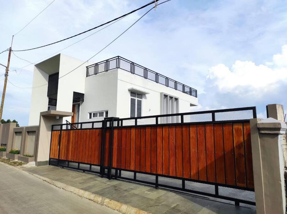 Photo of Buildings in Cibodas