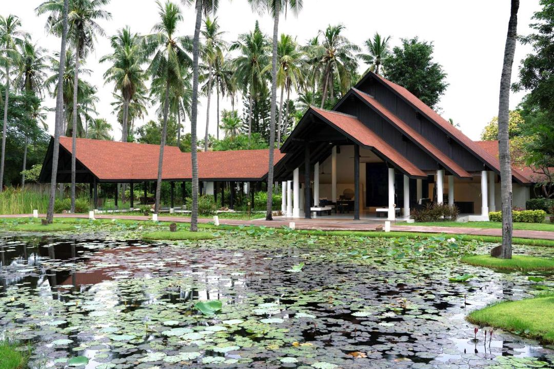 Photo of Buildings in Pak Nam Pran