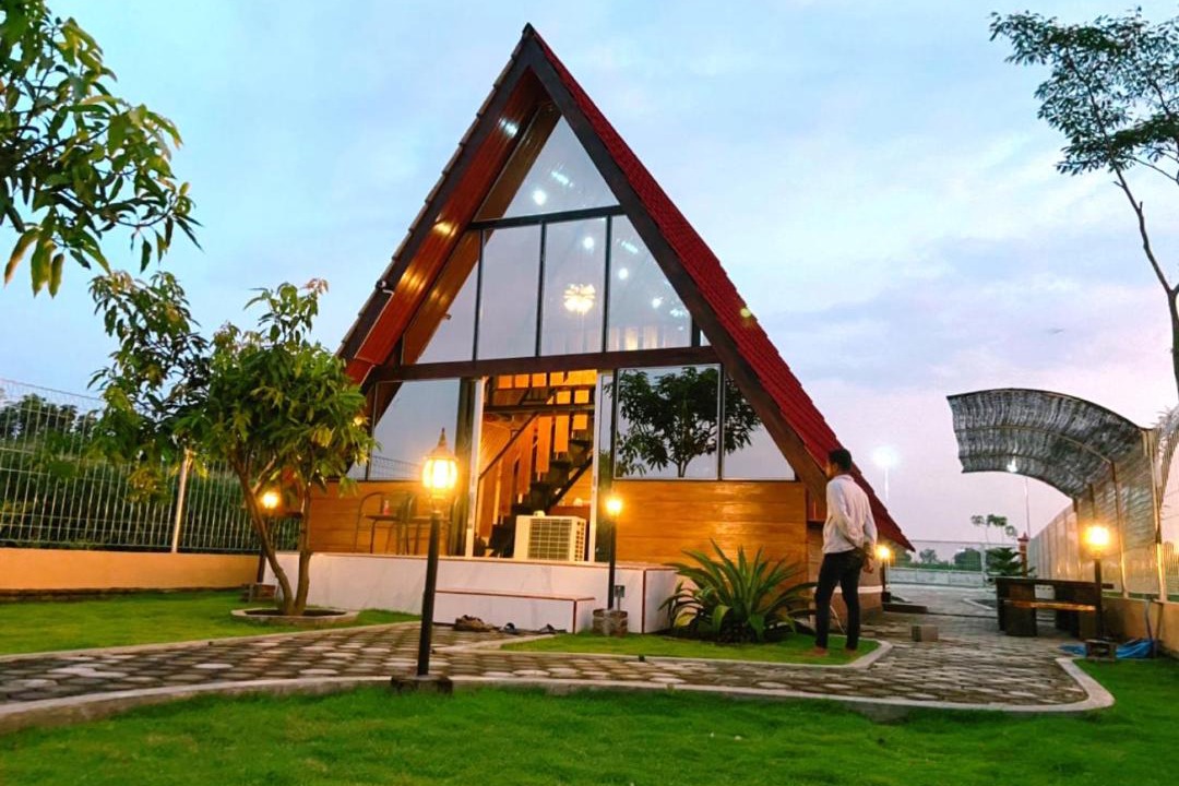 Photo of Buildings in Pagu