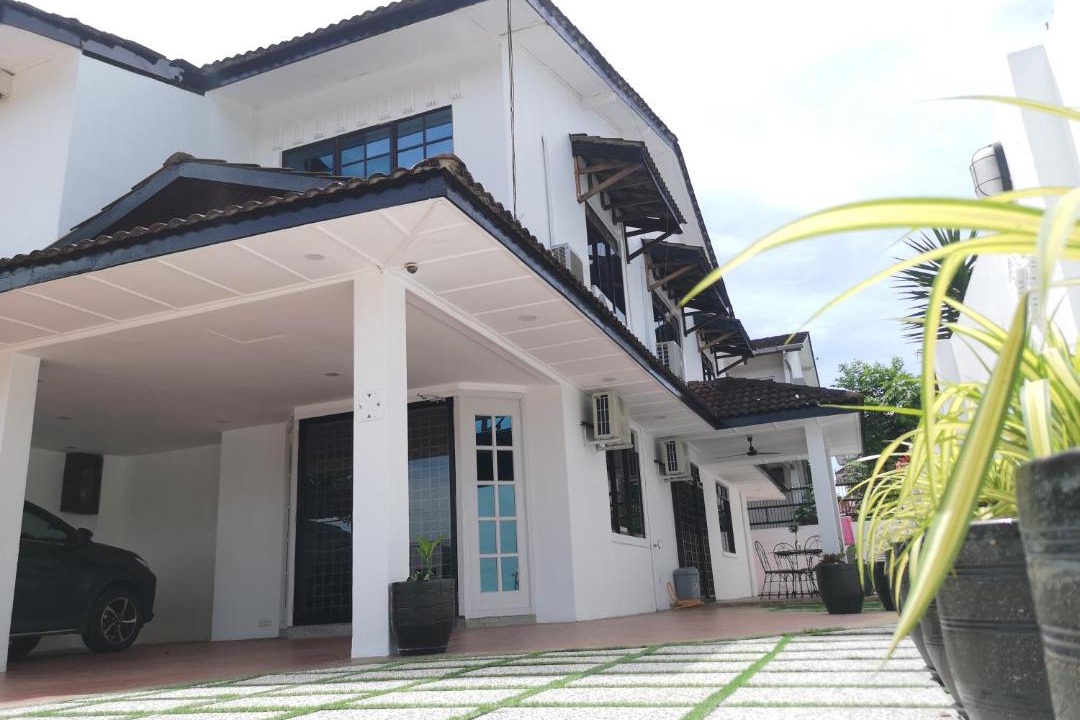 Photo of Buildings in Taman Pelangi