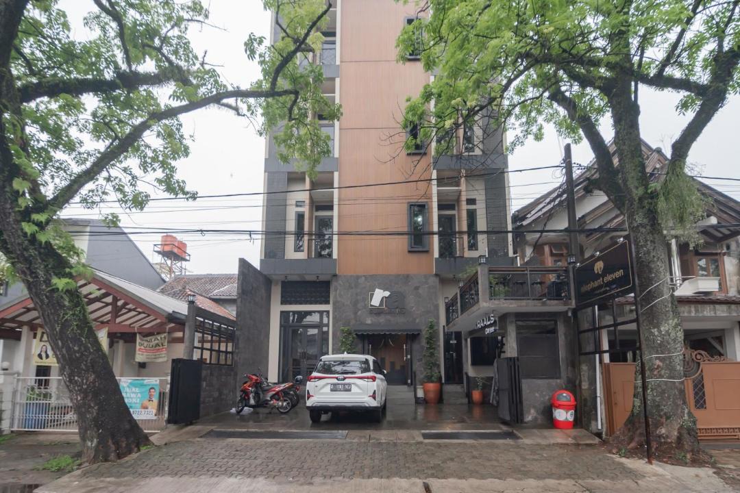 Photo of Buildings in Turangga