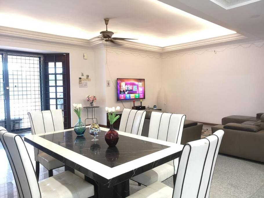 Photo of Livingroom in Taman Pelangi