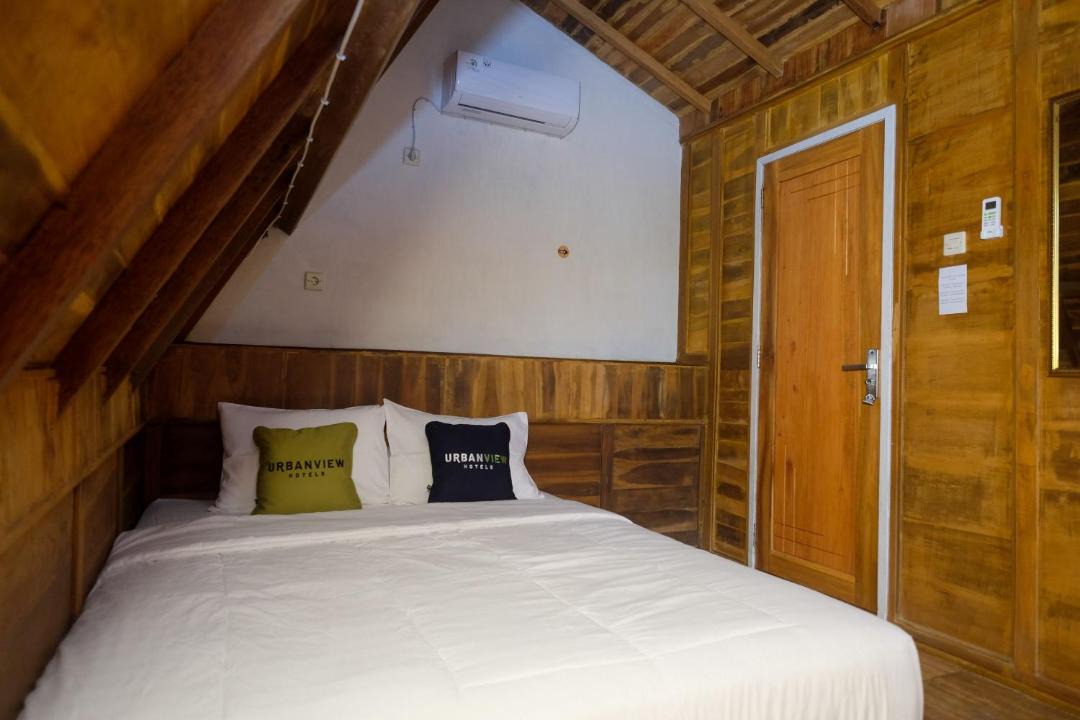 Photo of Bedroom in Kebumen