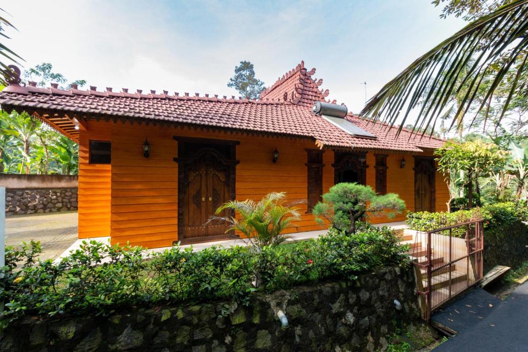 Photo of Buildings in Pancawati