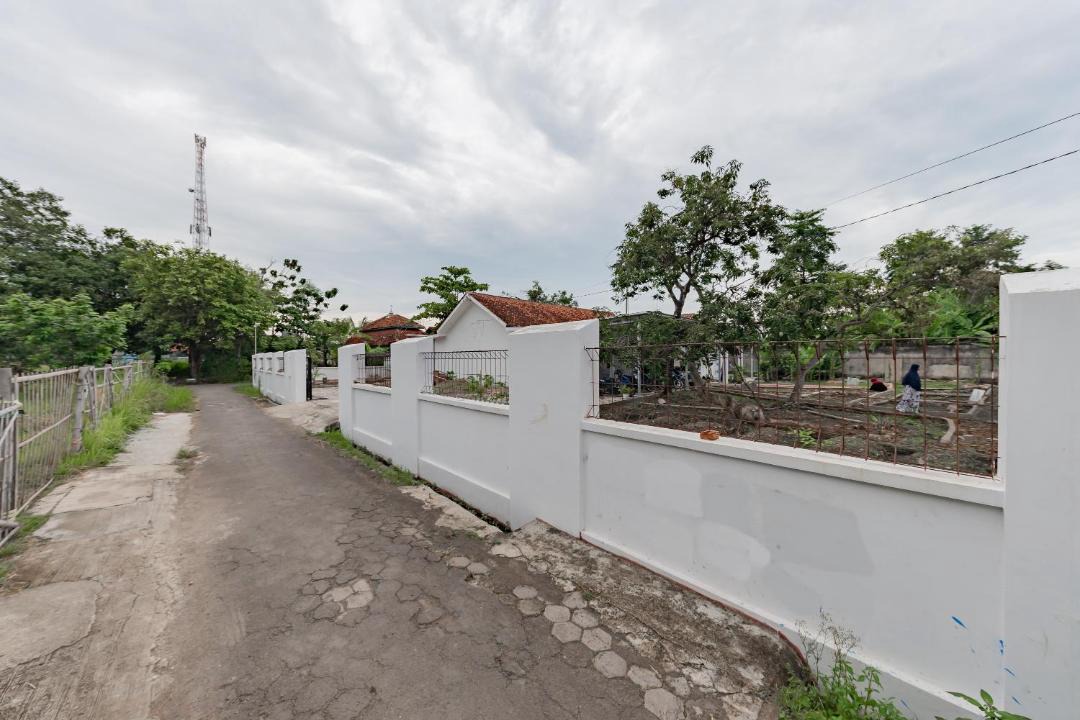 Photo of Buildings in Babakan