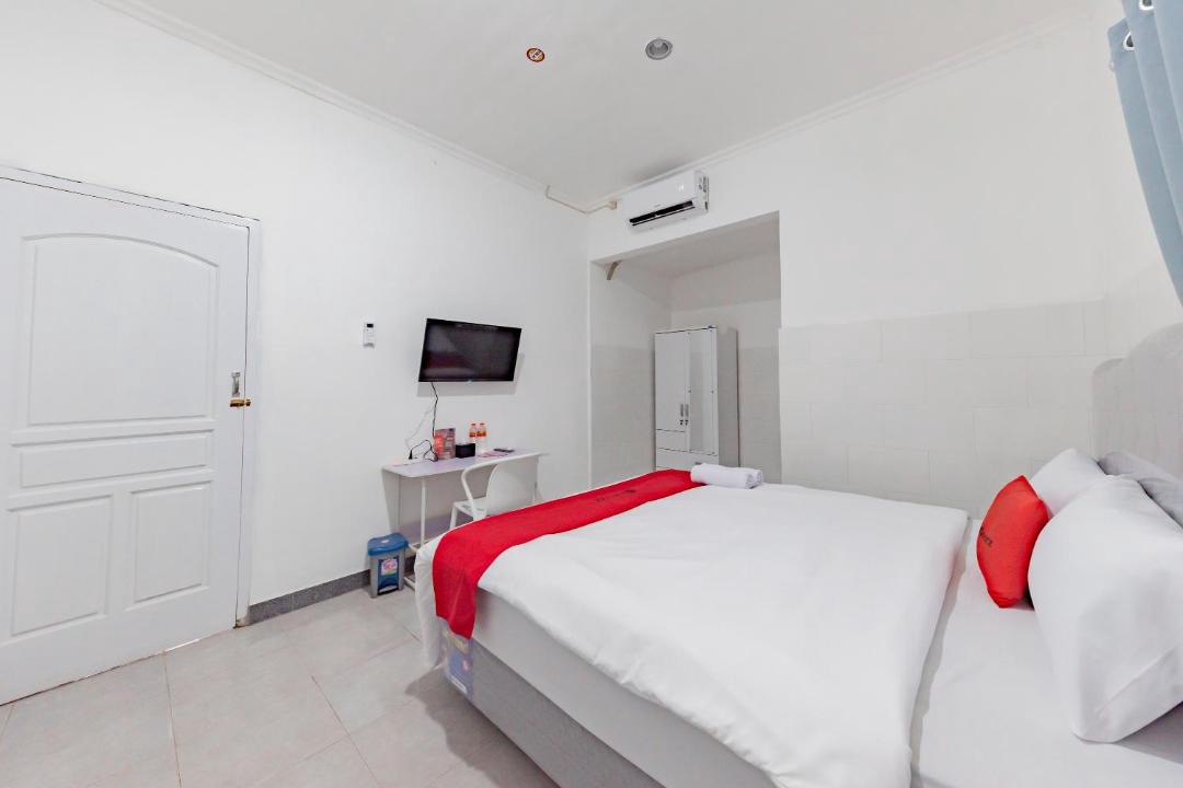 Photo of Bedroom in Babakan