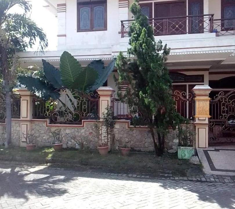 Photo of Buildings in Senen