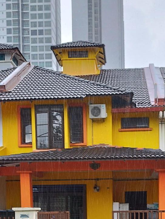 Photo of Buildings in Taman Mount Austin