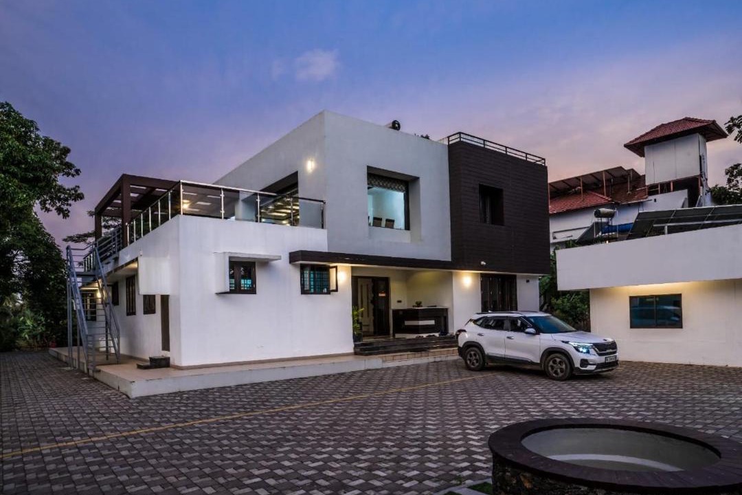 Photo of Buildings in Aluva