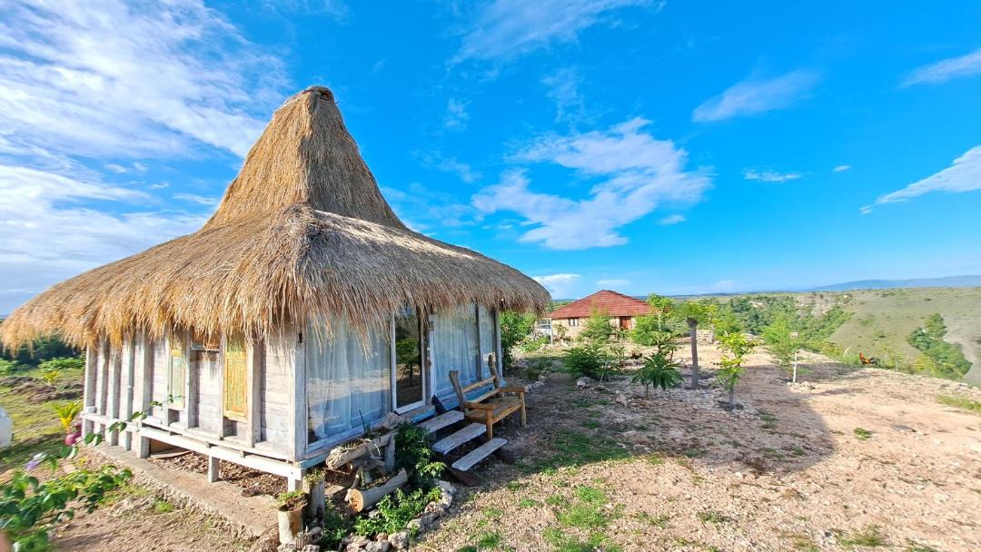 Photo of Buildings in Waingapu
