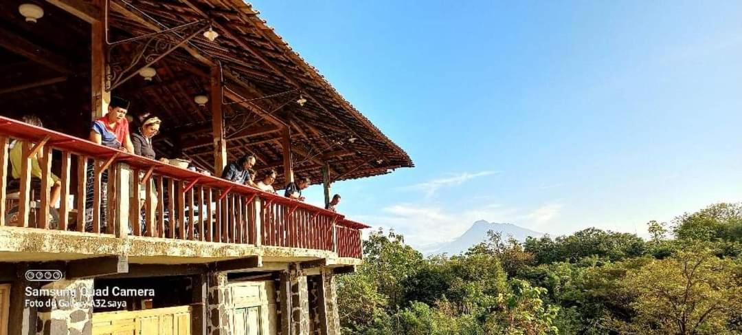 Photo of Buildings in Srimulyo