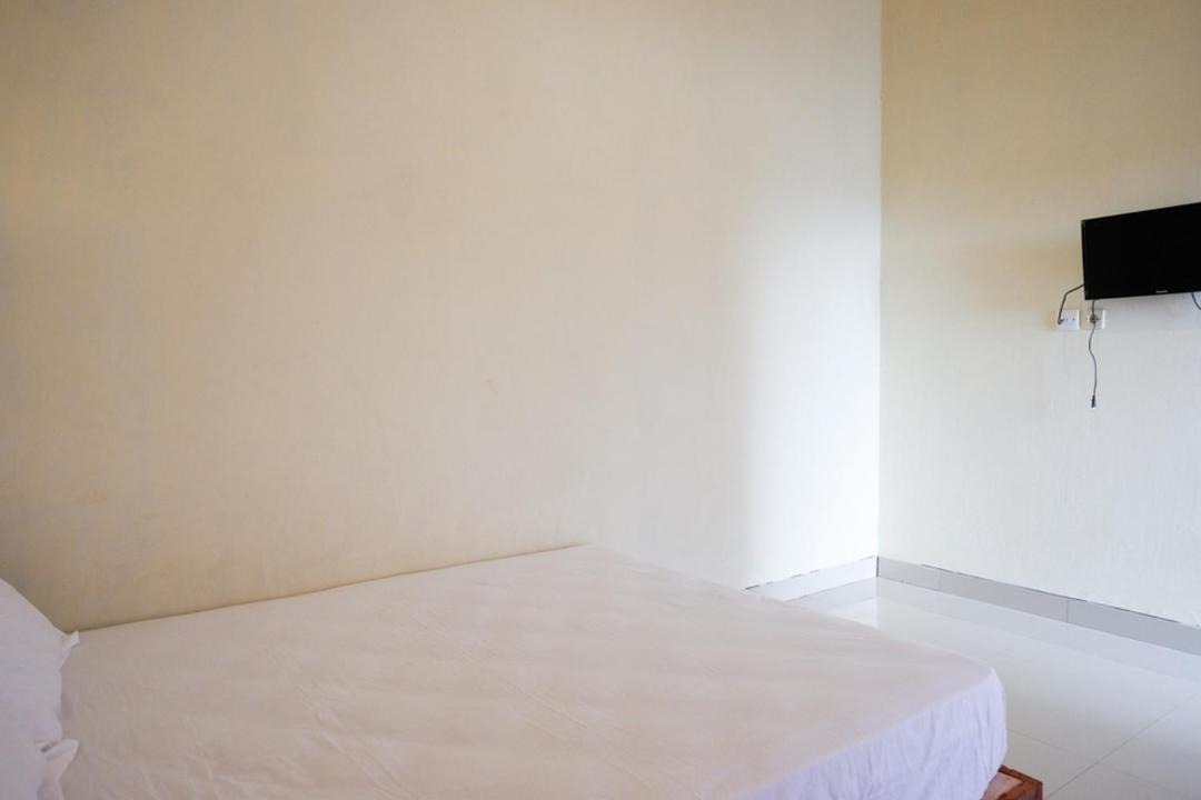 Photo of Bedroom in Hargomulyo