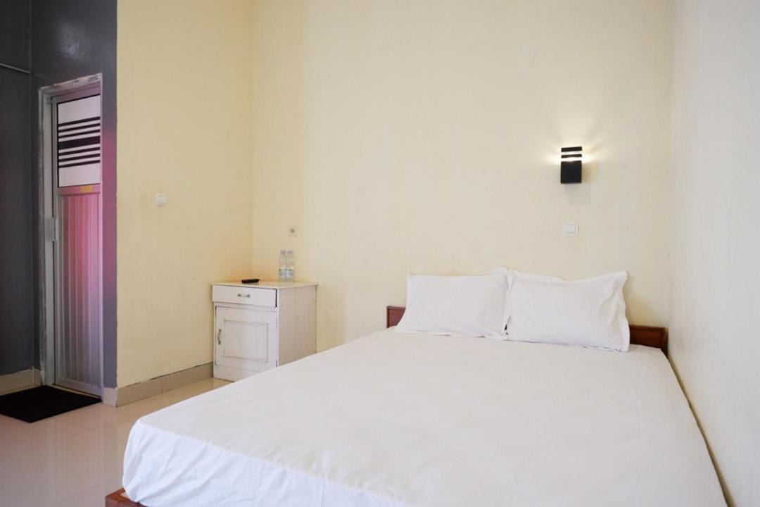 Photo of Bedroom in Hargomulyo