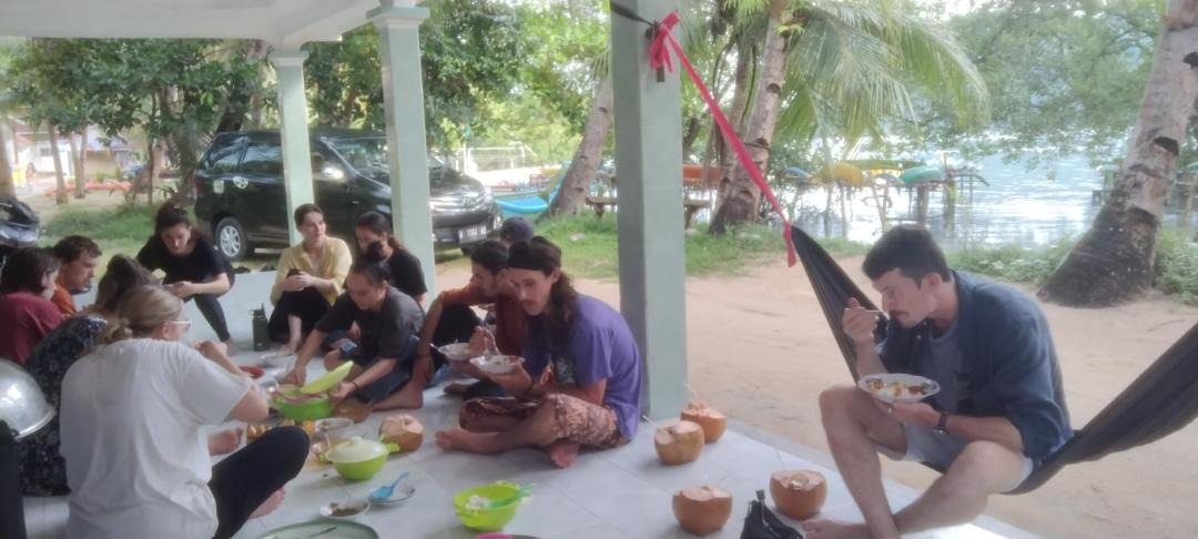 Photo of Human In Picture in Bawean Island