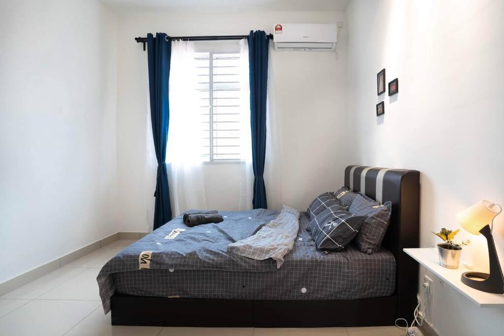 Photo of Bedroom in Bandar Penawar