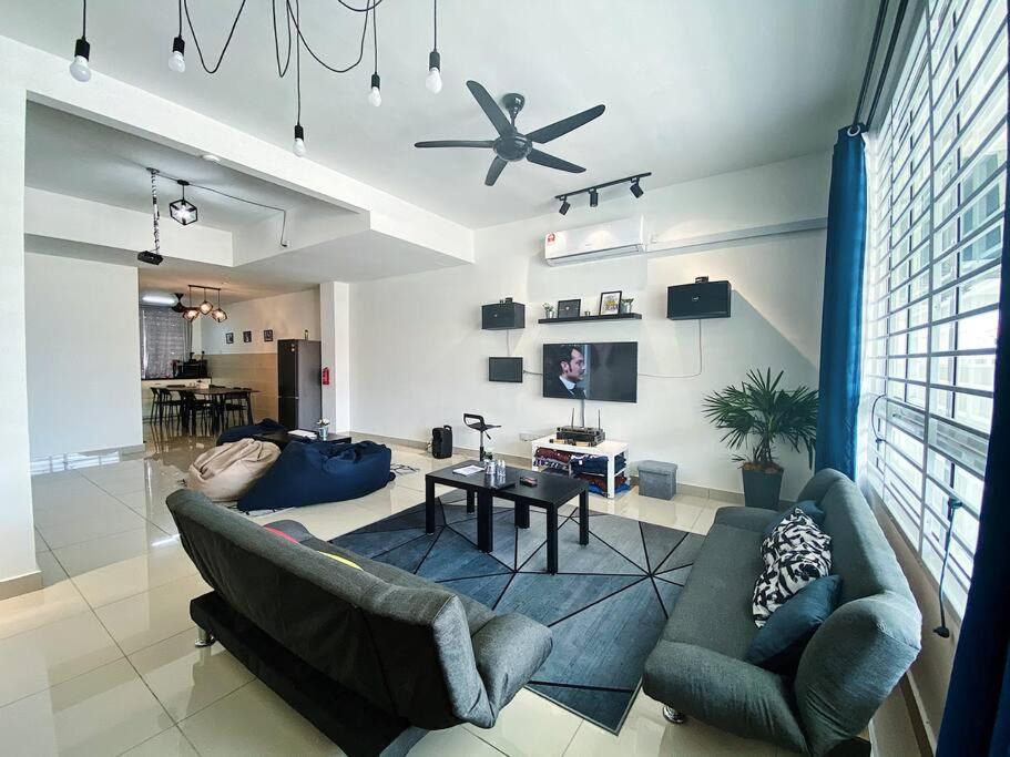 Photo of Livingroom in Bandar Penawar